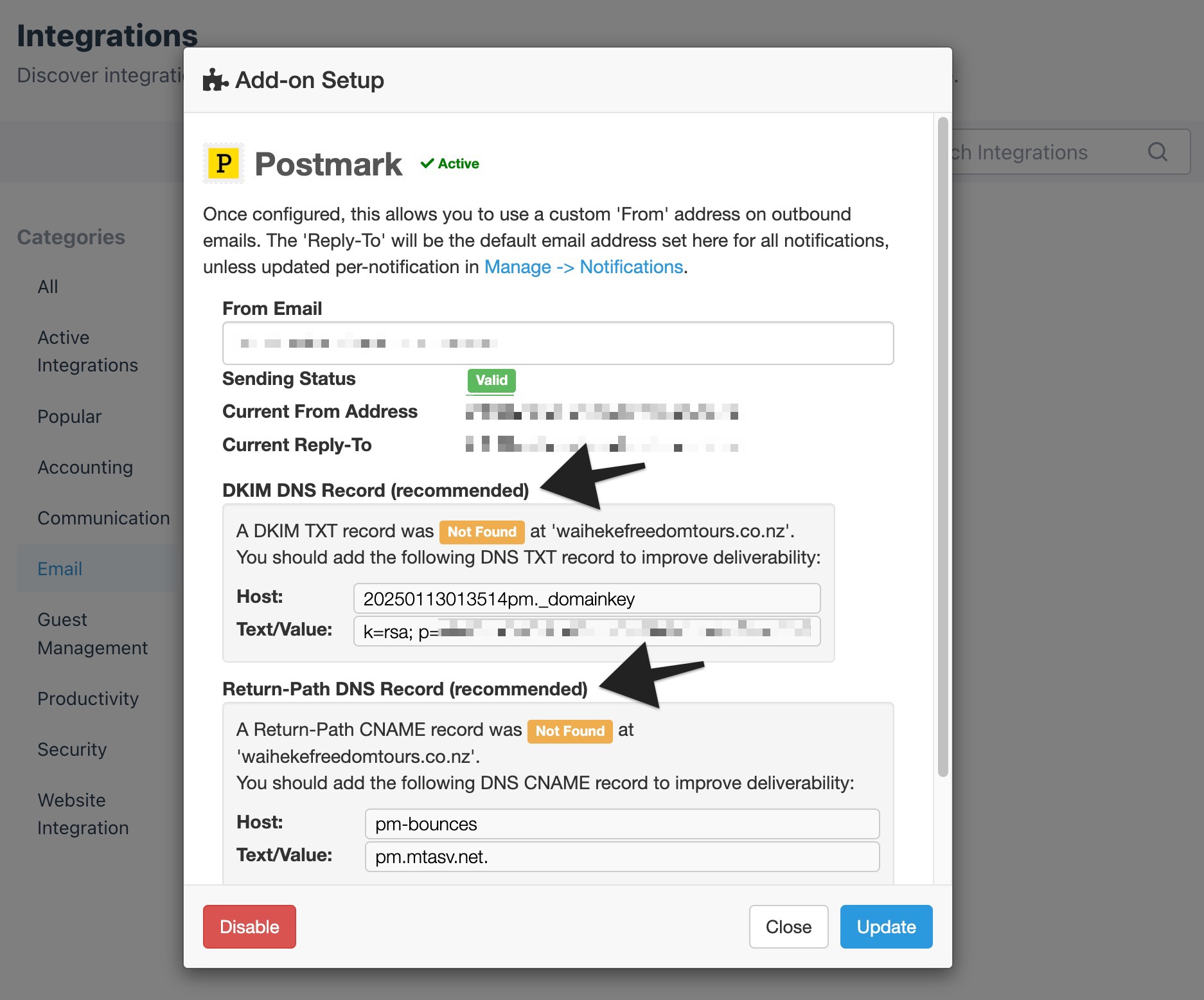 Postmark setup window with arrows highlighting the ‘DKIM DNS Record’ and ‘Return-path DNS Record’ values.