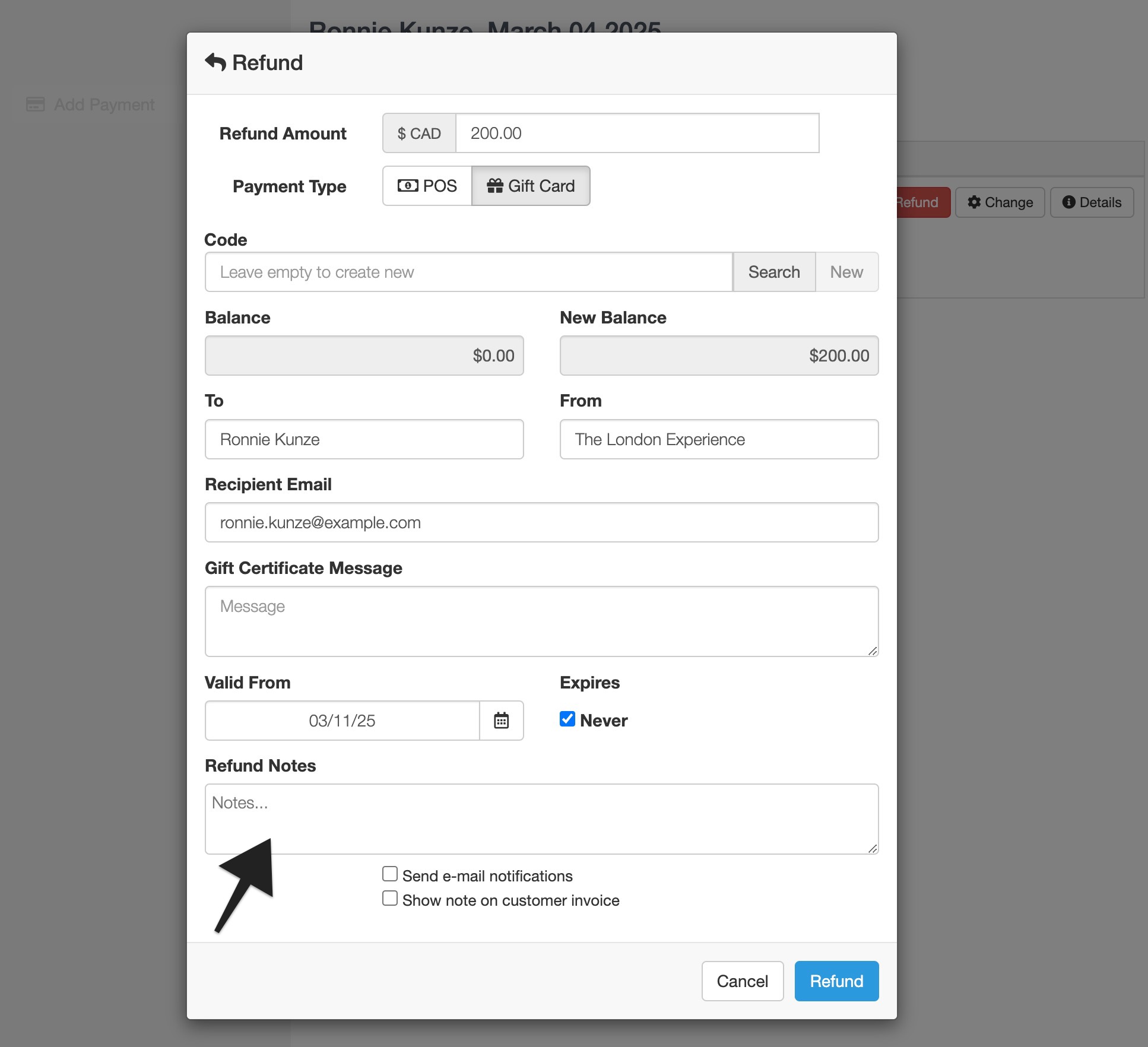 Refund dialog in gift cards invoice showing refund notes field highlighted.